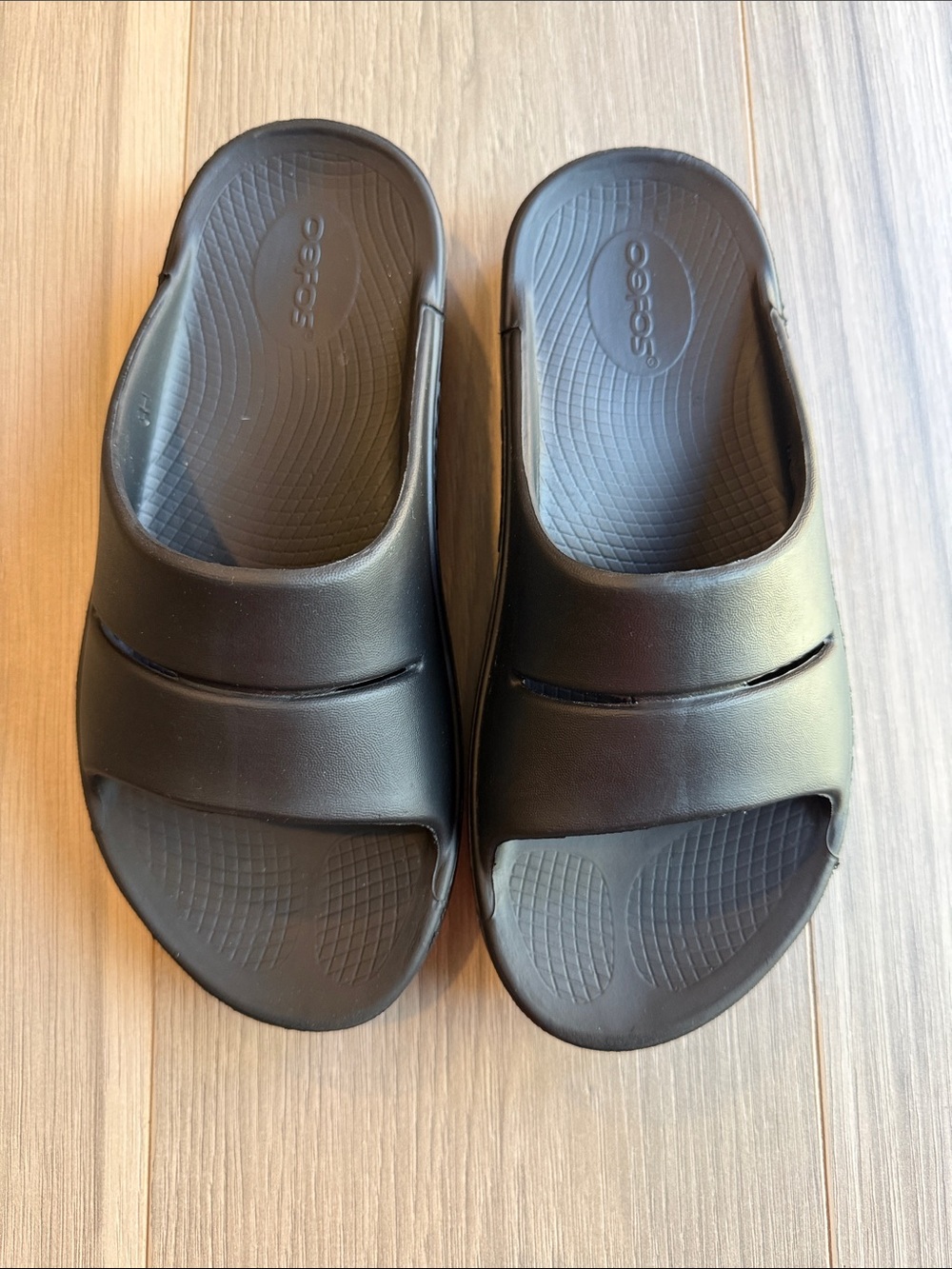 Oofos Ooahh Unisex Black Slide Recovery Sandals Men Size 5 Women Size 7